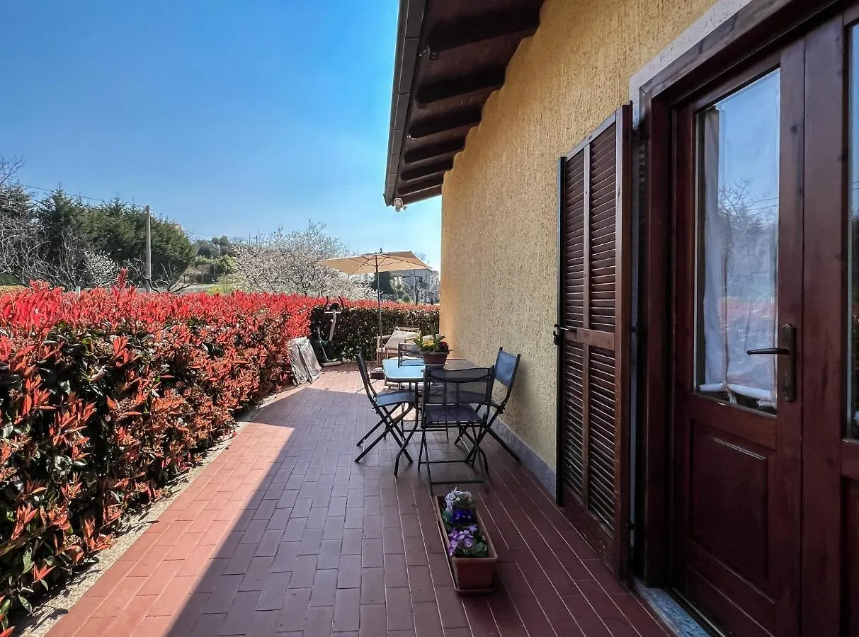 Splendido Appartamento Tra Le Colline Ed Il Mare Di Celle Ligure Brasi